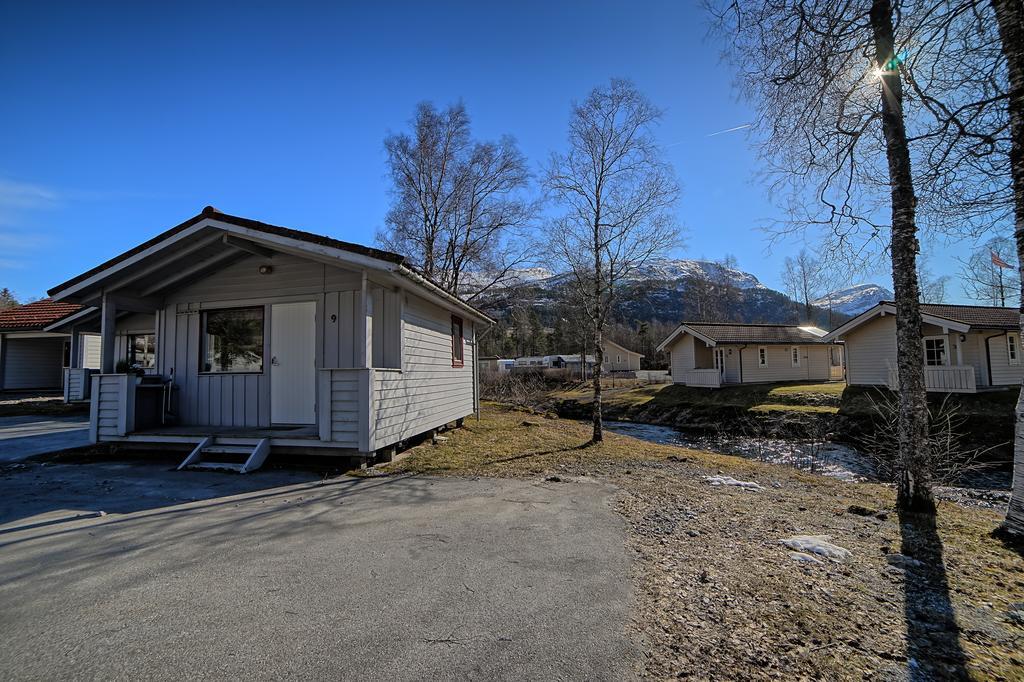 Jolstraholmen Camping Og Hytter Vassenden Екстериор снимка