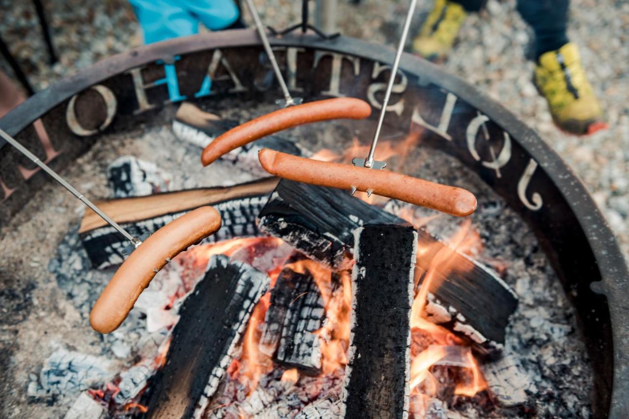 Jolstraholmen Camping Og Hytter Vassenden Екстериор снимка