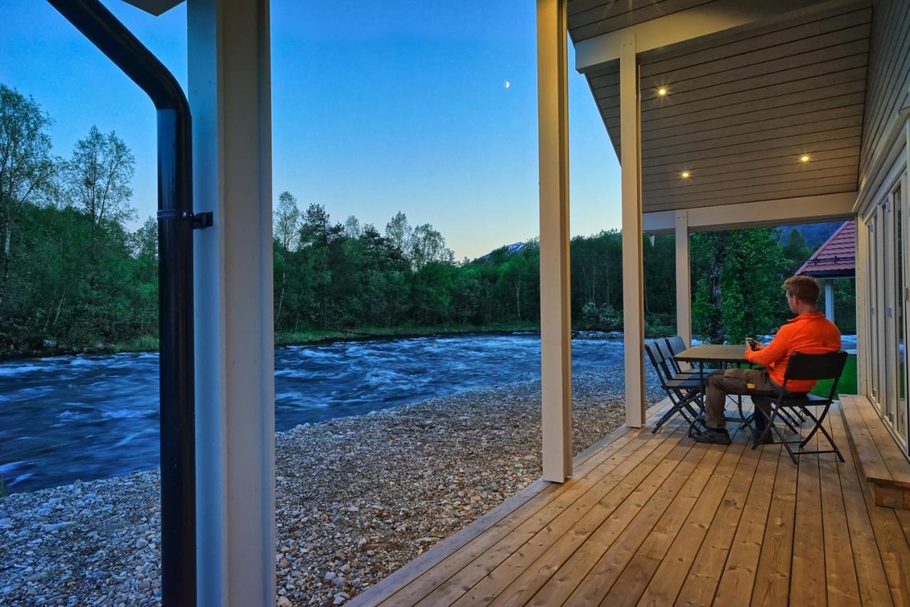 Jolstraholmen Camping Og Hytter Vassenden Екстериор снимка